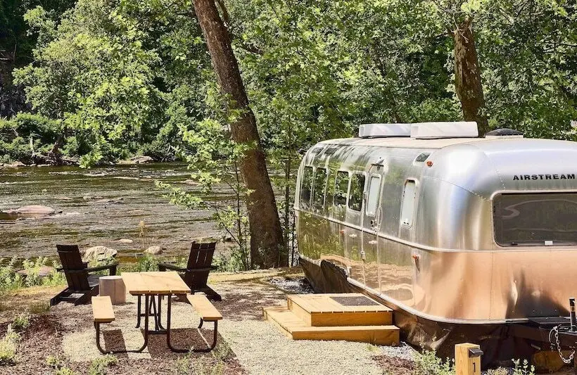 ホテル Autocamp Asheville