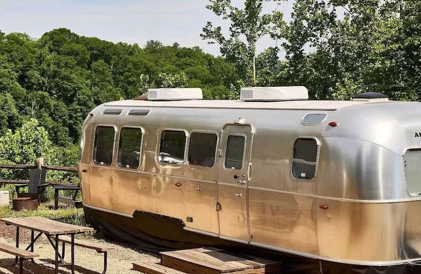 ホテル Autocamp Asheville