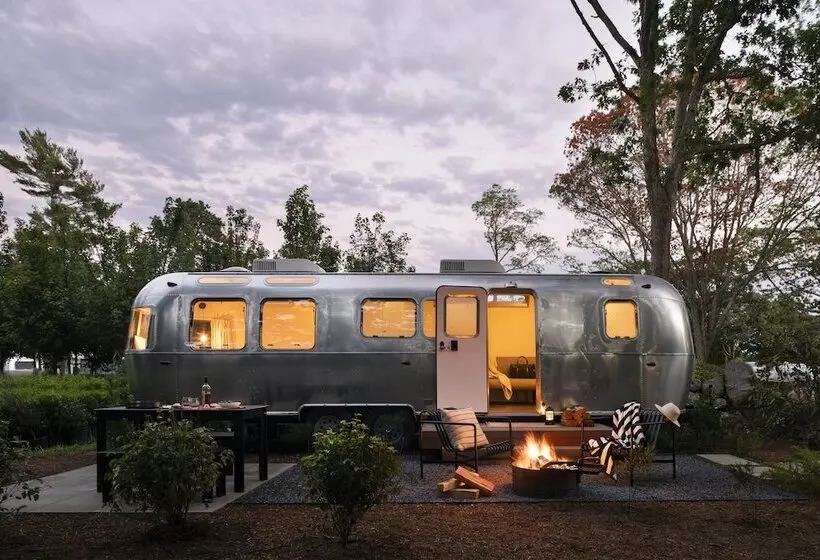 ホテル Autocamp Asheville