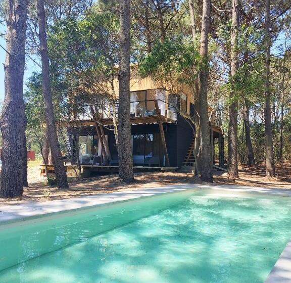 Hotel Bosque Las Delfinas