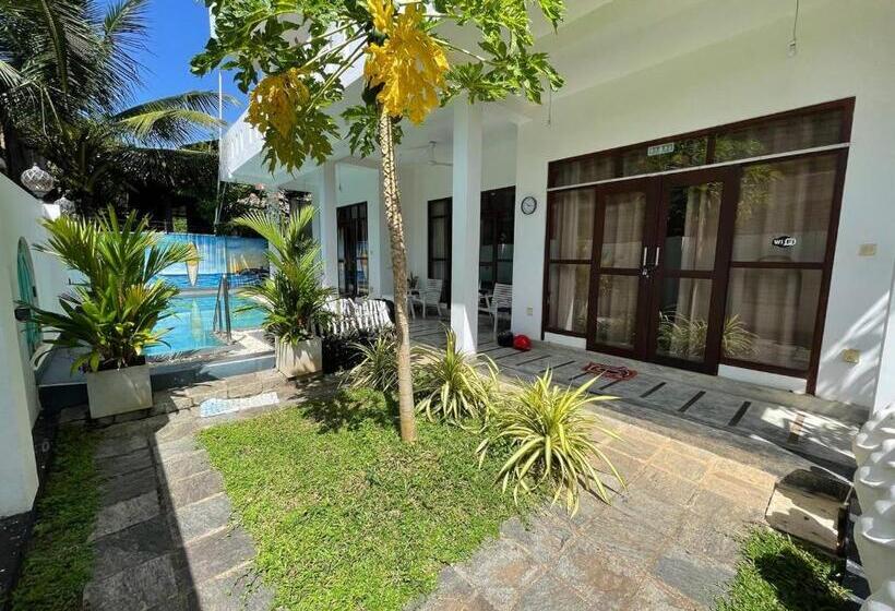 فندق Chillax Villa