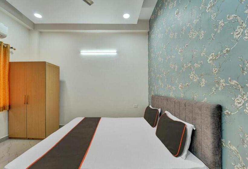 هتل Collection O Buddha Resort