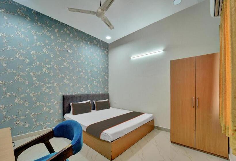 هتل Collection O Buddha Resort