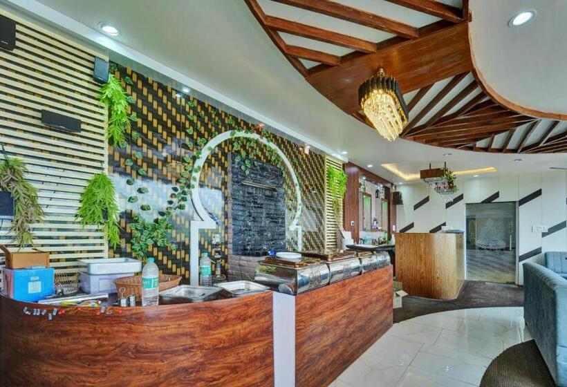 هتل Collection O Buddha Resort