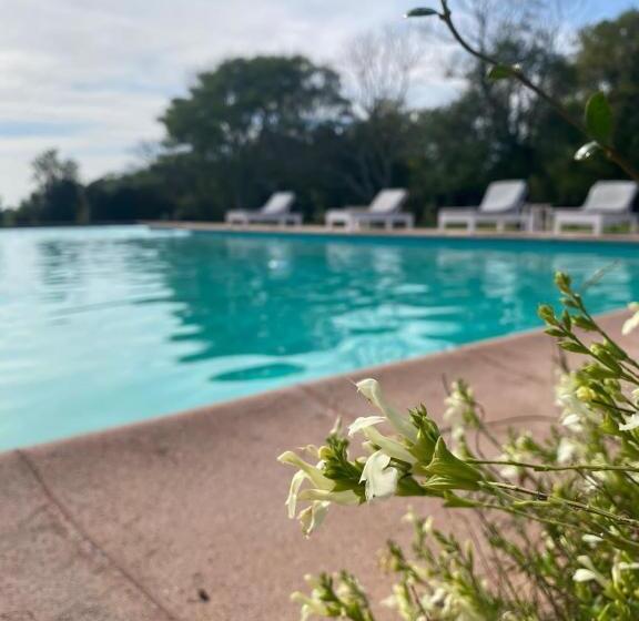 فندق Estancia La Madrugada Areco