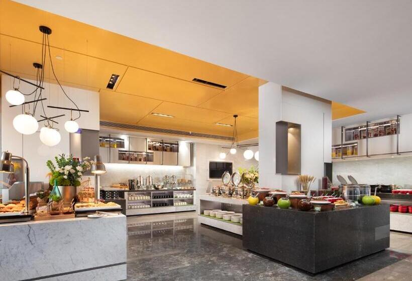 Otel Hampton By Hilton Shenzhen Baoan Stadium