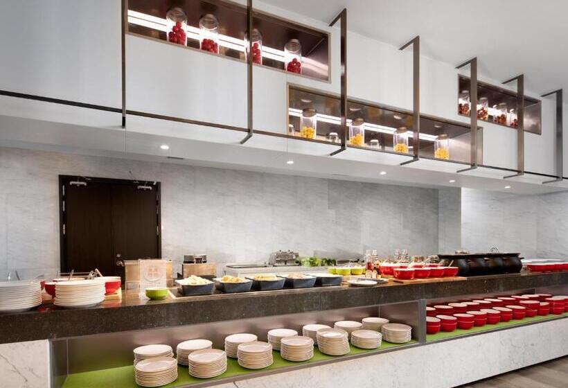 Otel Hampton By Hilton Shenzhen Baoan Stadium