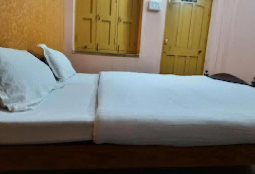 ホテル Santi Vihar,jehanabad