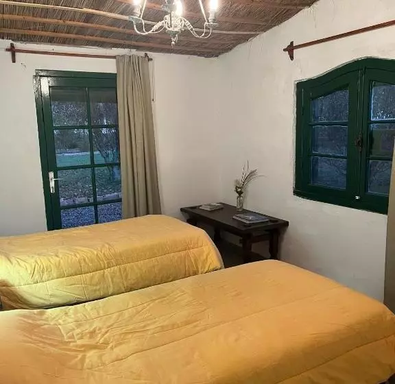 ホテル Sarandí De Mariscala