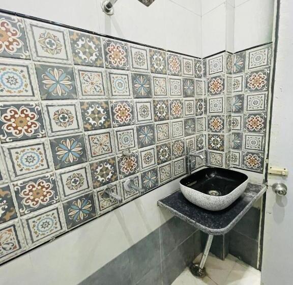 בית מלון כפרי Sarovar Prosperity