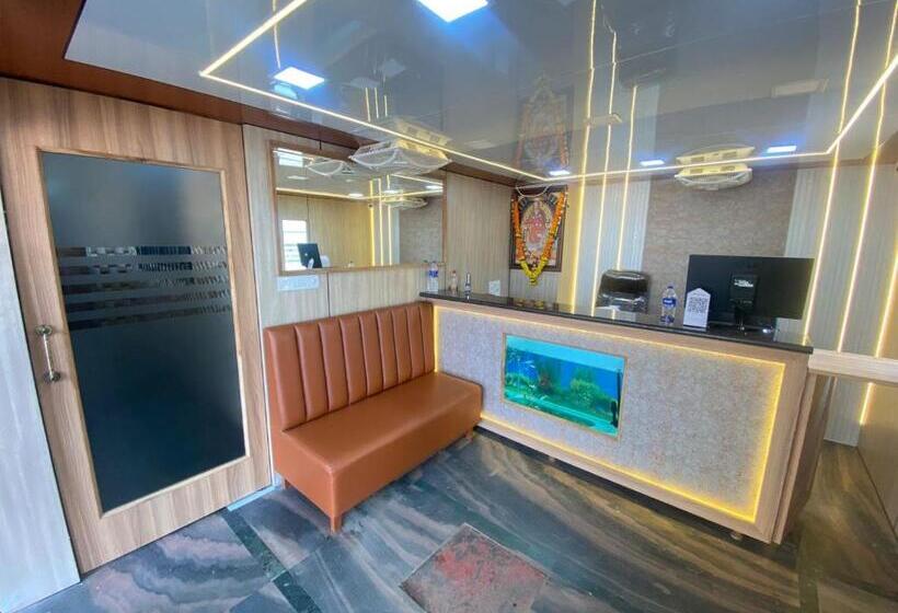 Hotel Shree Sai Lodge