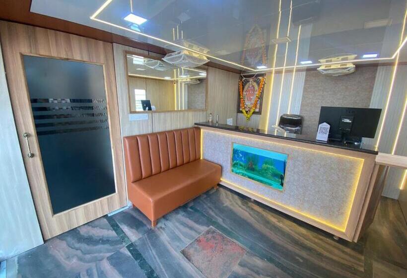 Hotel Shree Sai Lodge