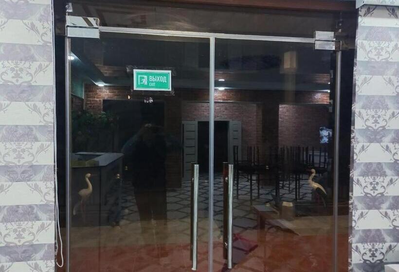 בית מלון כפרי Stork House