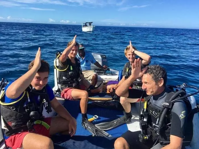 Mana Backpackers And Dive Resort