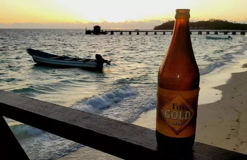 Mana Backpackers And Dive Resort