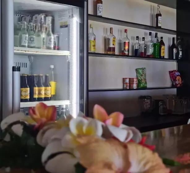 Mana Backpackers And Dive Resort