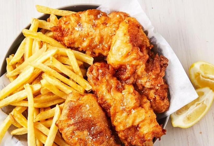 Mana Backpackers And Dive Resort