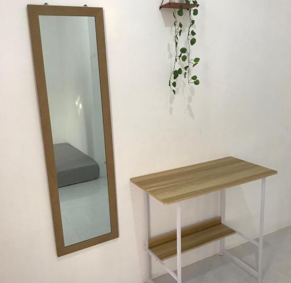 پانسیون Kost & Homestay Fafa Banyuwangi