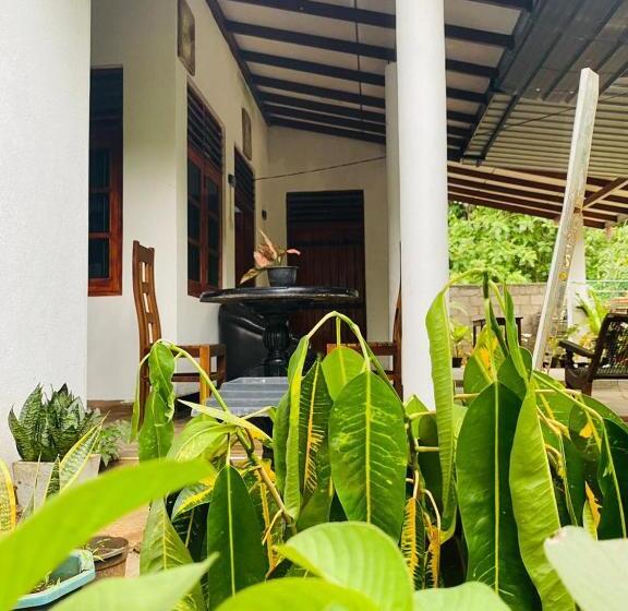 Пансион Grand Freedom Udawalawe