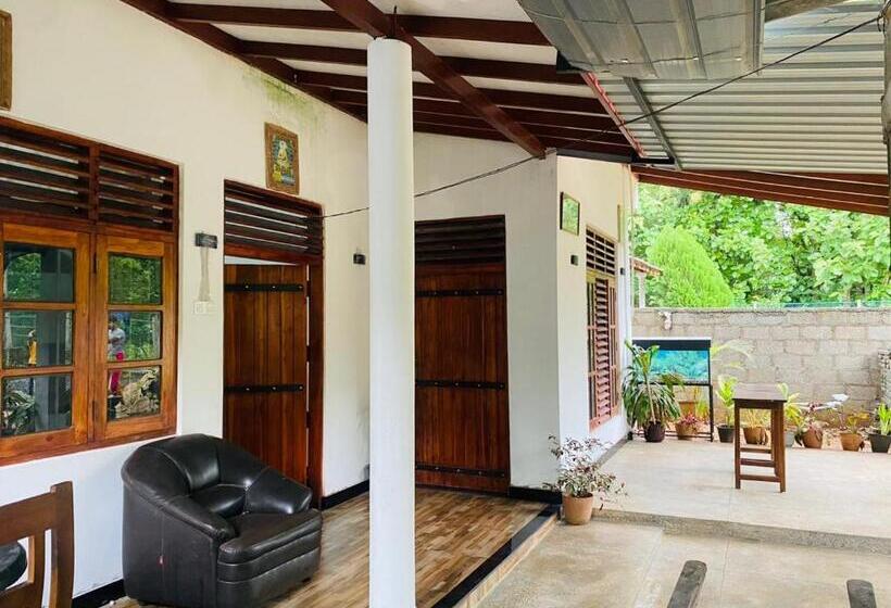 Пансион Grand Freedom Udawalawe