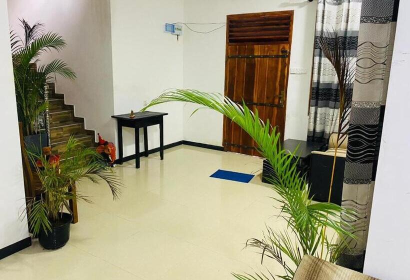 Пансион Grand Freedom Udawalawe