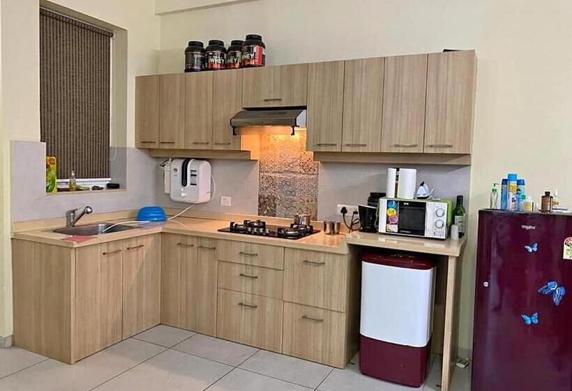 پانسیون Home 4 U