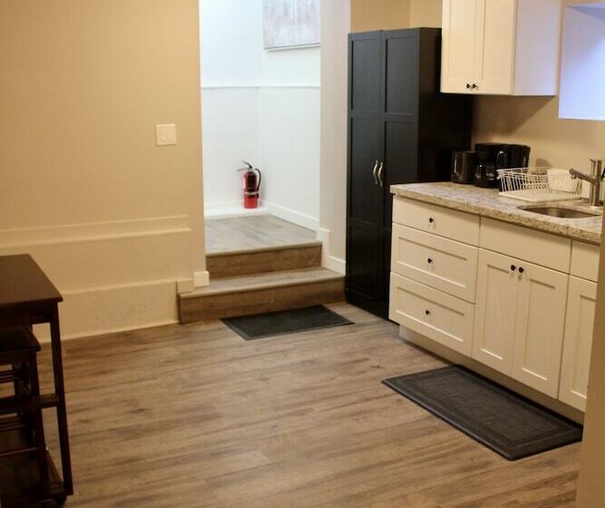 פנסיון Judkins Guesthouse