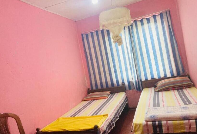 펜션 Nisansala Guest