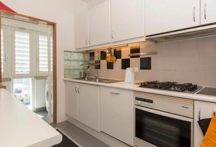 Pension (Hôtel basse catégorie) Passeio Levante