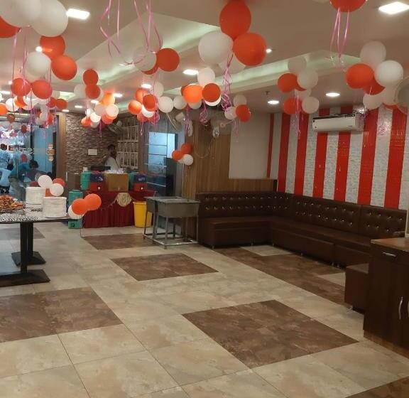 The Metropol Hotel Siwan