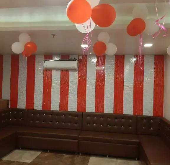 The Metropol Hotel Siwan