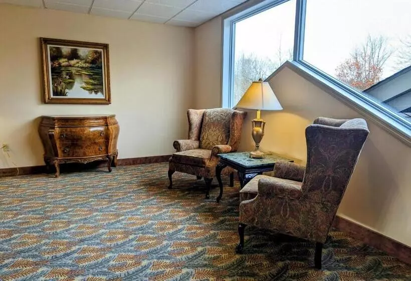 The Willowbrook Golf Hotel At Split Rock