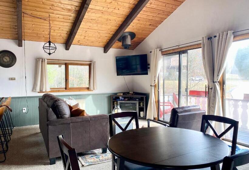 White Mountain Escape Ski Attitash