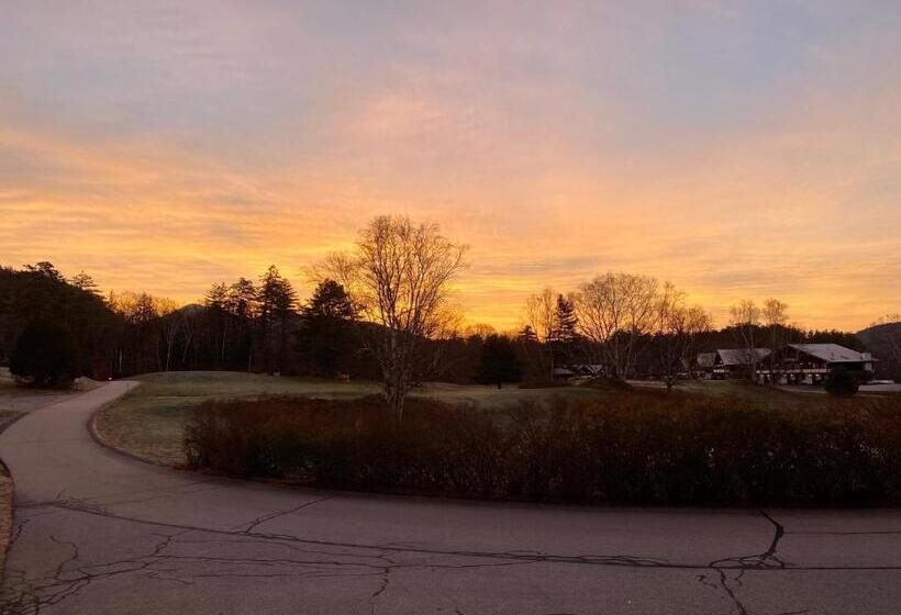 White Mountain Escape Ski Attitash