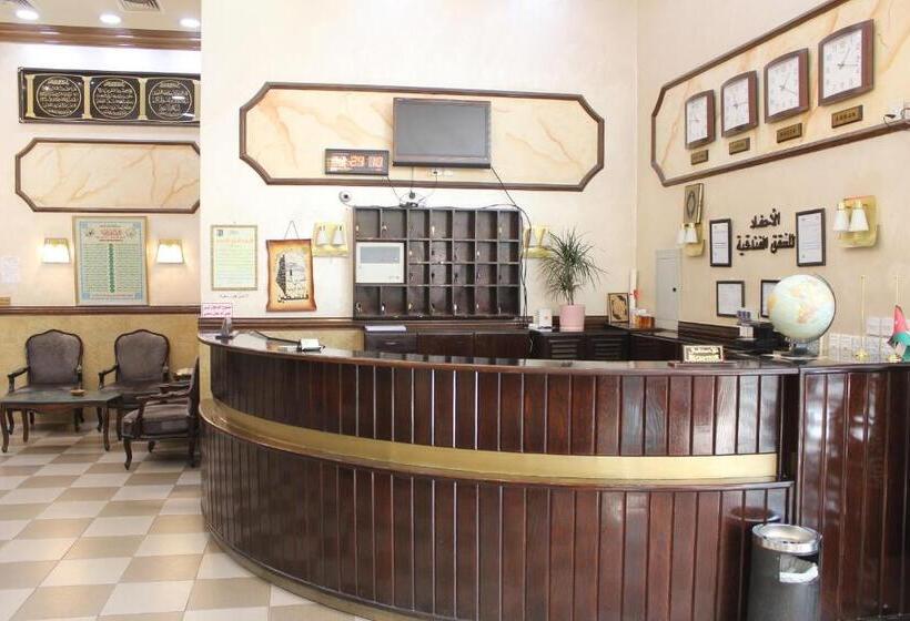 الأحفاد للشقق الفندقية Al Ahfad Hotel Apartments