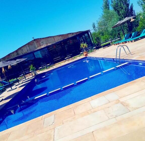 ユースホステル Bio Et Bois  Luxury Bio Farm