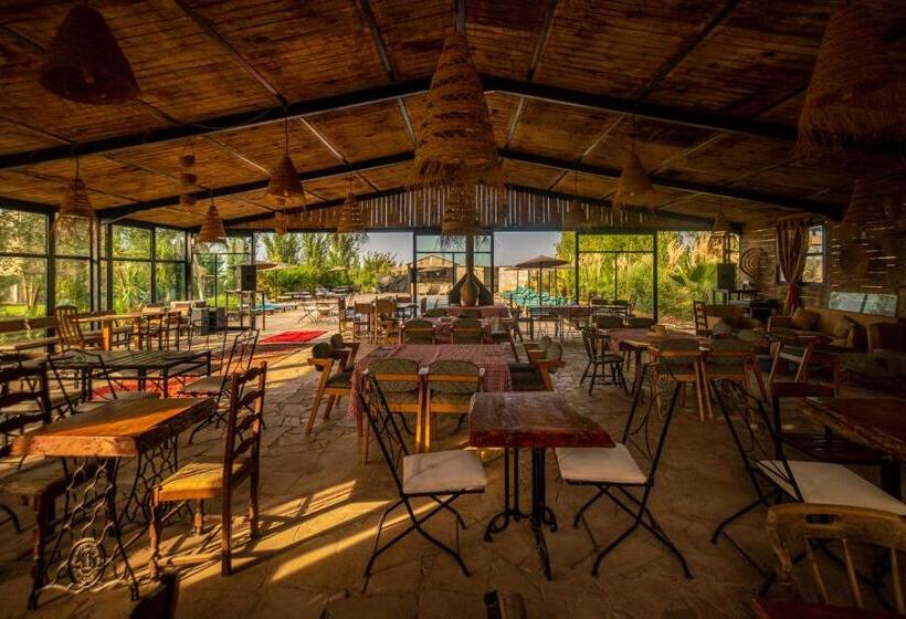 ユースホステル Bio Et Bois  Luxury Bio Farm