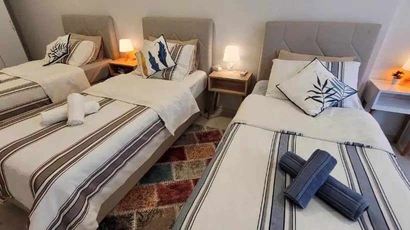 Retkeilymaja Rooms In The Heart Of Sisli 1 Min To Metro Shared Bathroom And Kitchen