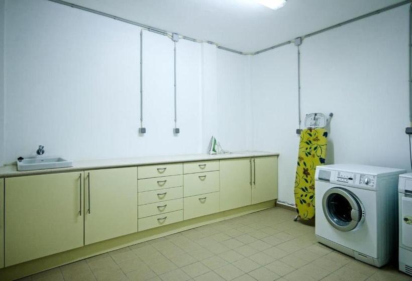 Hostel Villa Palm Golfe, Fantastic House On Vila Sol Course, Kids Pool, Aircon