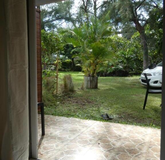 Bed & Breakfast Bikini