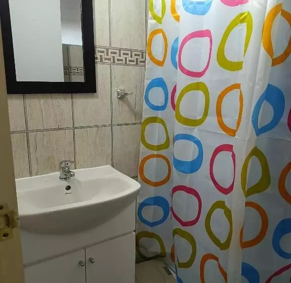 Aamiaismajoitus (B&B) Hostal Ollague, Habitaciones Con Baño Privado