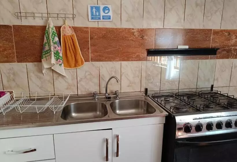 Aamiaismajoitus (B&B) Hostal Ollague, Habitaciones Con Baño Privado