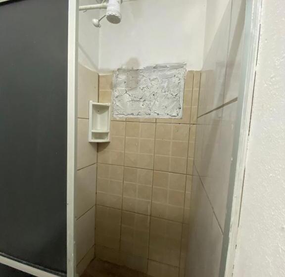 민박 Itajai Quartos E Suites