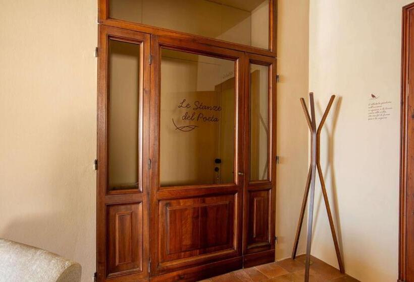 민박 Le Stanze Del Poeta Presso Il Nido