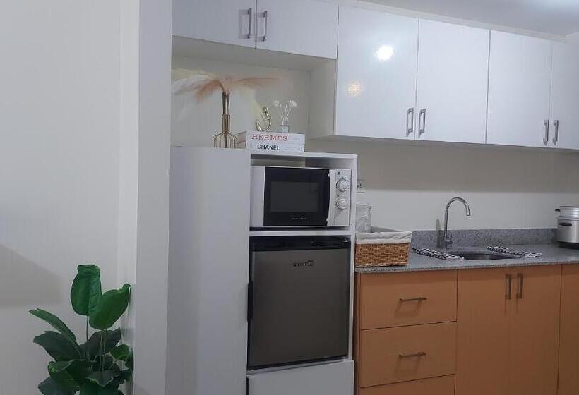 Bed and Breakfast Sereene City Stay Manhattan Plaza 1