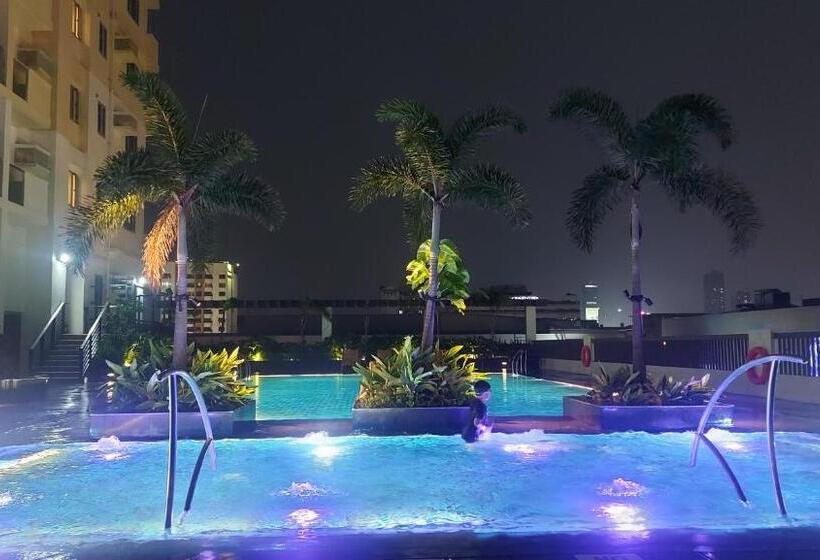 Bed and Breakfast Sereene City Stay Manhattan Plaza 1