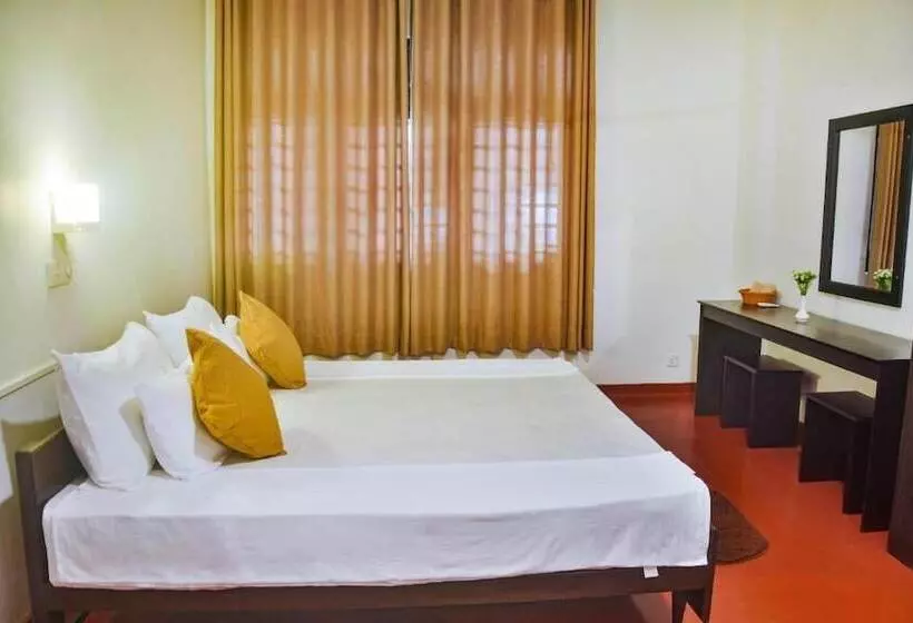 Aamiaismajoitus (B&B) The Beach House Hikkaduwa