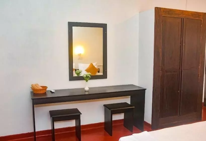 Aamiaismajoitus (B&B) The Beach House Hikkaduwa