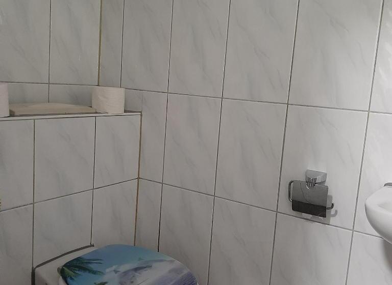 Общежитие Wg Zimmer In Südthüringen