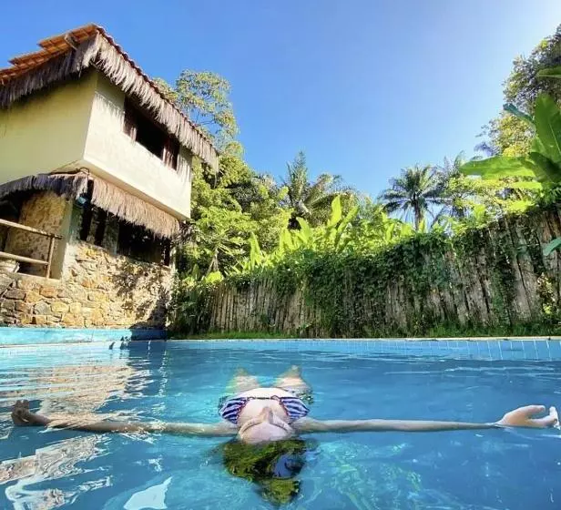 Hotelli Eco Pousada Mentawai